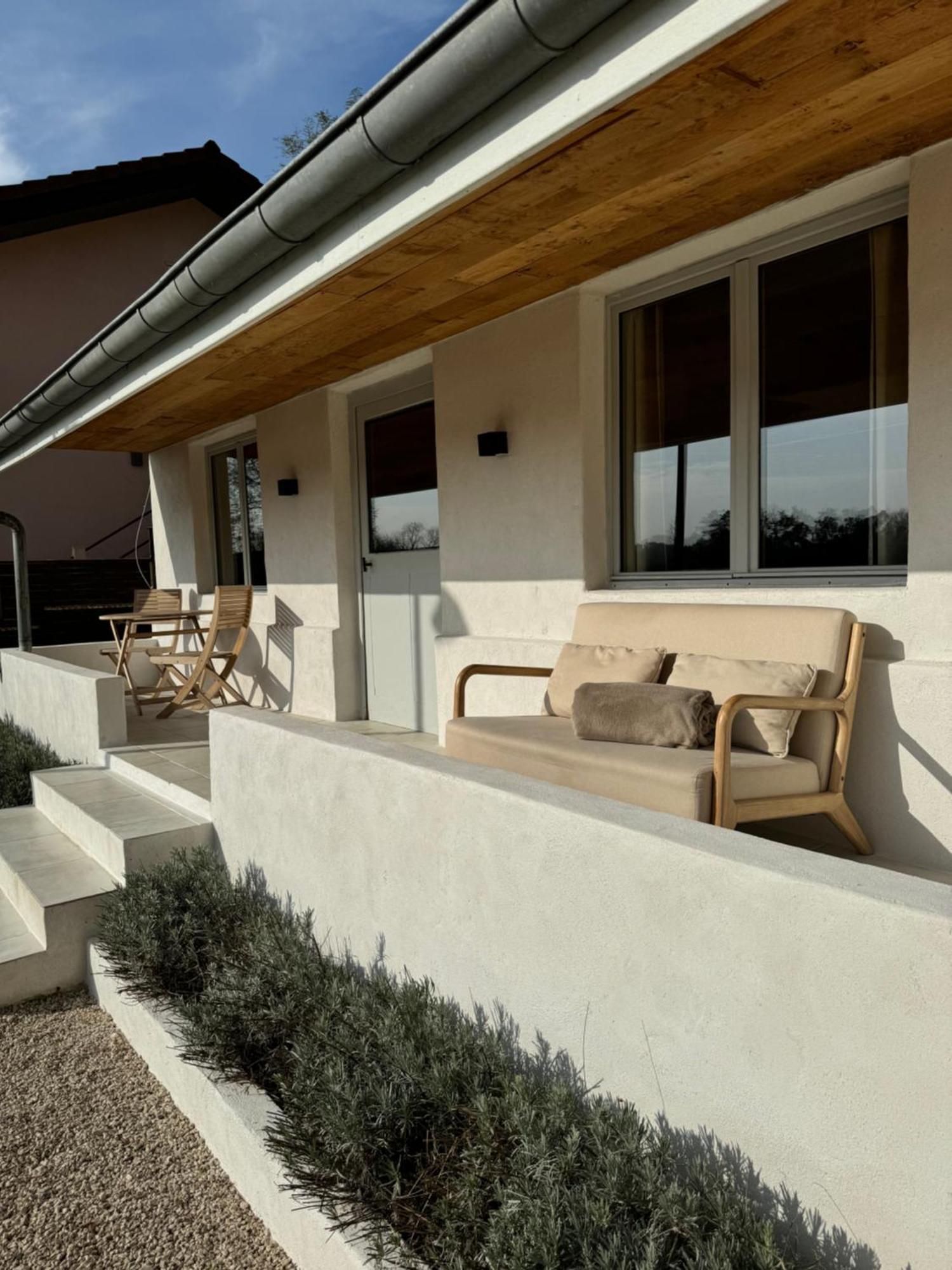 Maison Au Bord De L'Eau Les Roches Rochefort-sur-Nenon Esterno foto